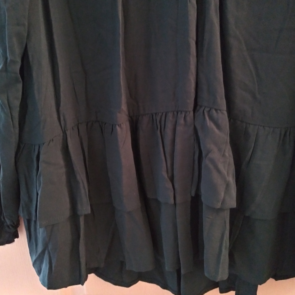 Top - Picture 3 of 3